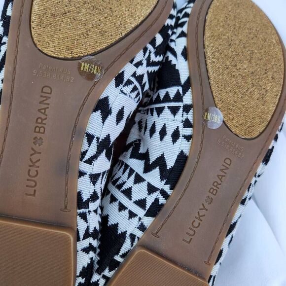 🔹️NWT Lucky Black & Cream Tribal Aztec "Echo 2" Laced Ballet Flats Size 8 - Picture 12 of 12